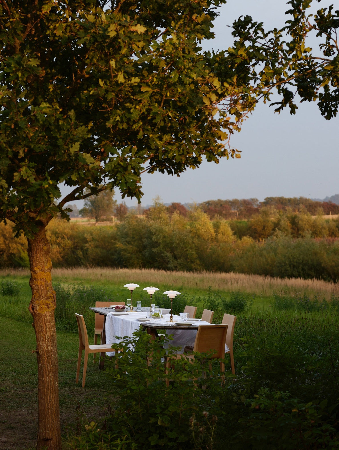 北歐．無線充電檯燈推薦：Louis Poulsen PH 2/1 Portable 可攜式桌燈-19