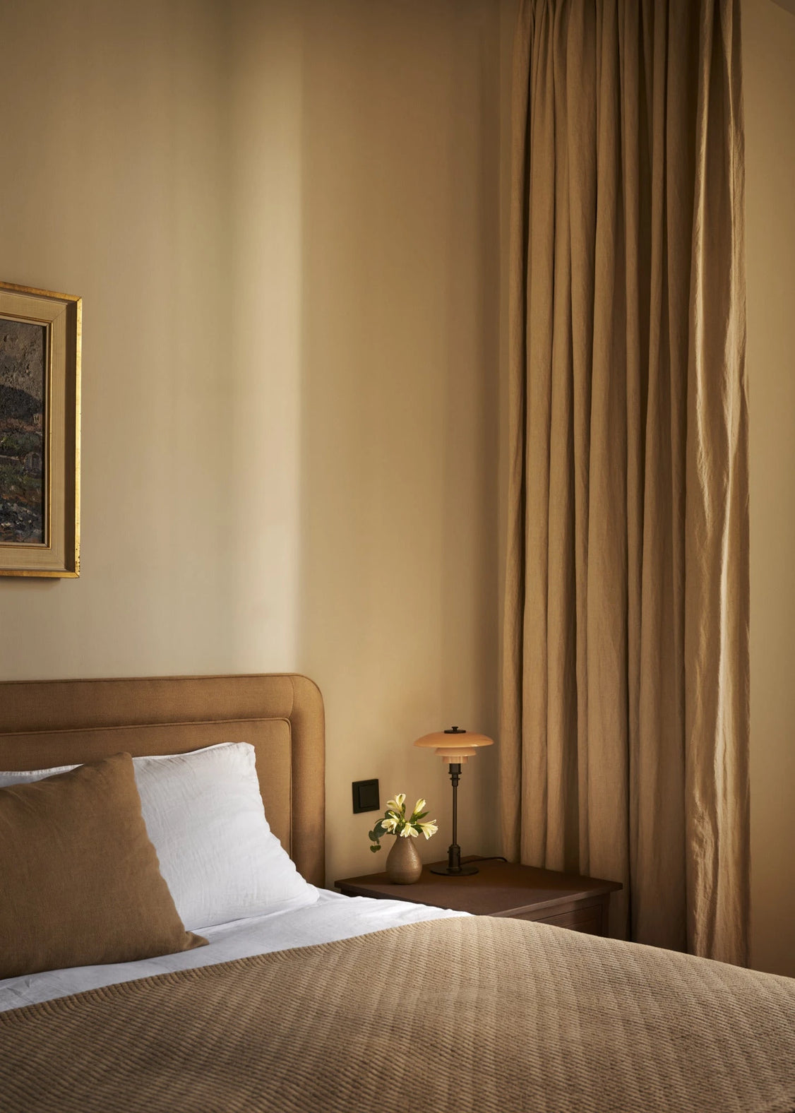 北歐桌燈推薦：Louis Poulsen PH 2/1 桌燈．2024 年度限量款-17