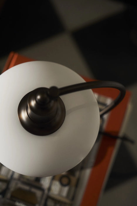 PH 2/2 Luna Aged Brass 古銅系列桌燈 -  Louis Poulsen 居雅堂 JYT Design