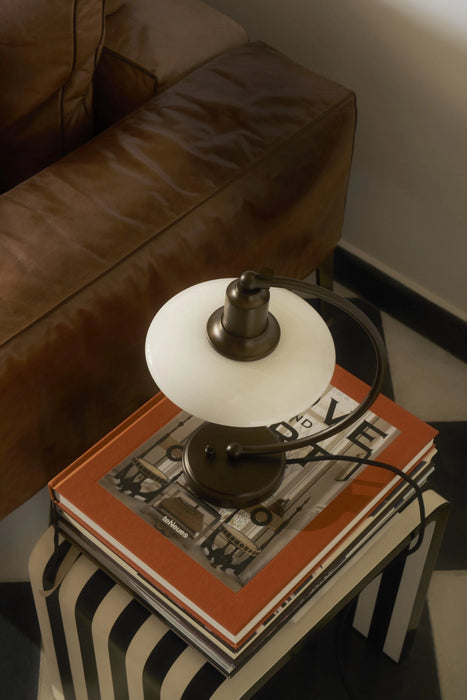 PH 2/2 Luna Aged Brass 古銅系列桌燈 -  Louis Poulsen 居雅堂 JYT Design