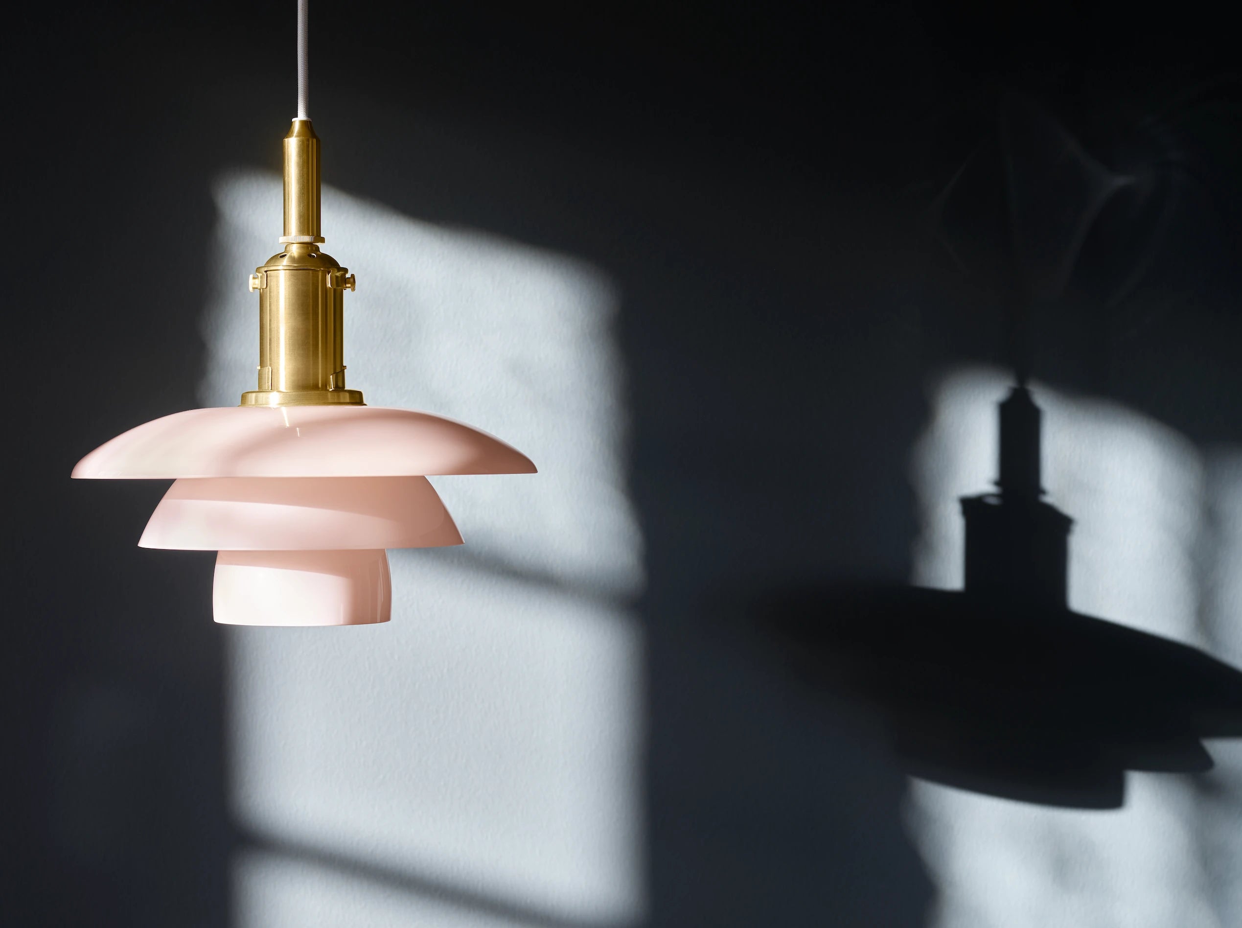 PH 3/3 吊燈 Pale Rose 系列 | 2023 年米蘭展限定款 Louis Poulsen 居雅堂 JYT Design