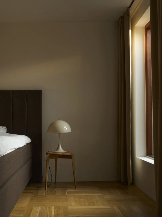 Panthella Table 320 潘朵拉桌燈 (V2) Louis Poulsen 居雅堂 JYT Design