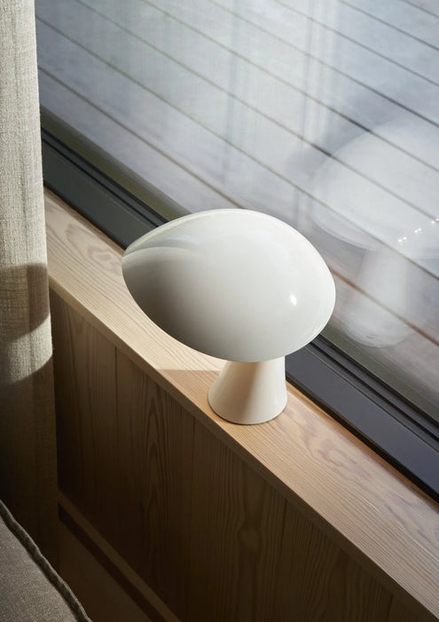 Rumee Portable Lamp 無線桌燈 Louis Poulsen 居雅堂 JYT Design