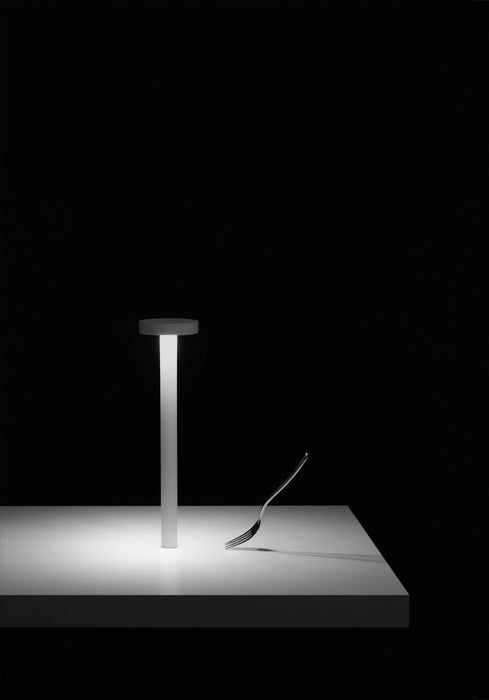 TeTaTeT 充電式桌燈 -  Davide Groppi 居雅堂 JYT Design