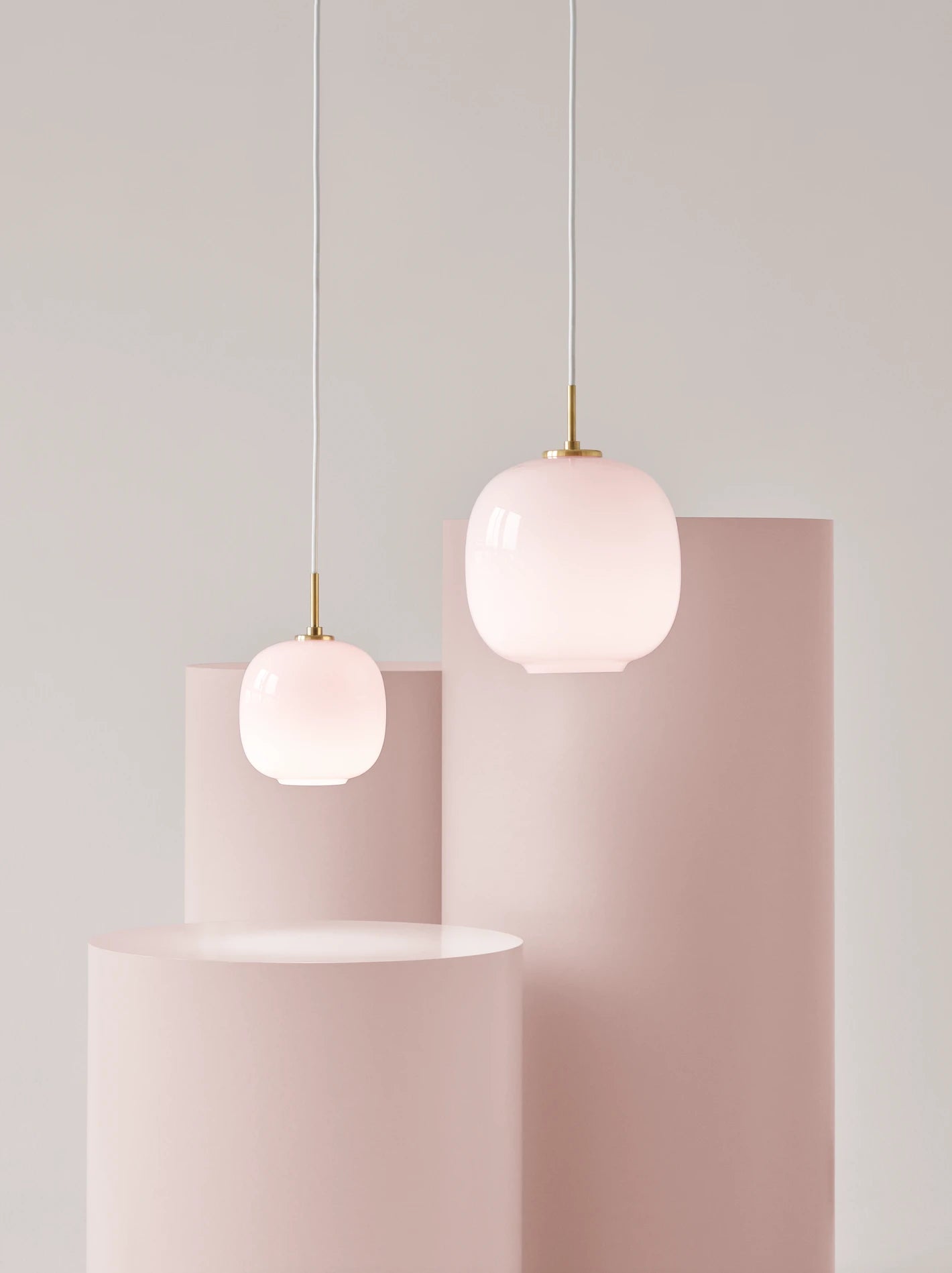 床頭燈．北歐吊燈推薦：Louis Poulsen VL45 Pale Rose 系列-2