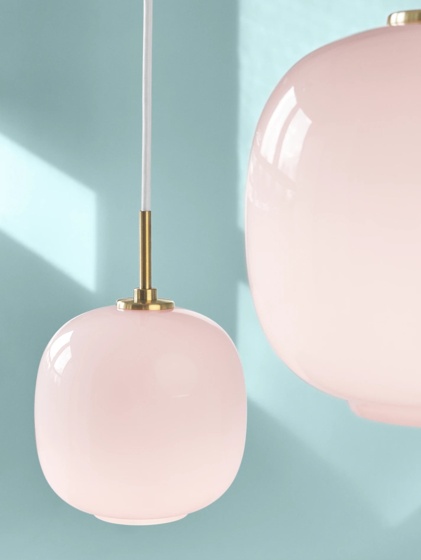 床頭燈．北歐吊燈推薦：Louis Poulsen VL45 Pale Rose 系列-7