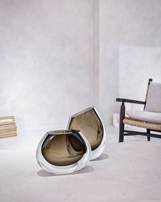 Vase 92 fumé 藝術品擺飾 Gardeco 居雅堂 JYT Design