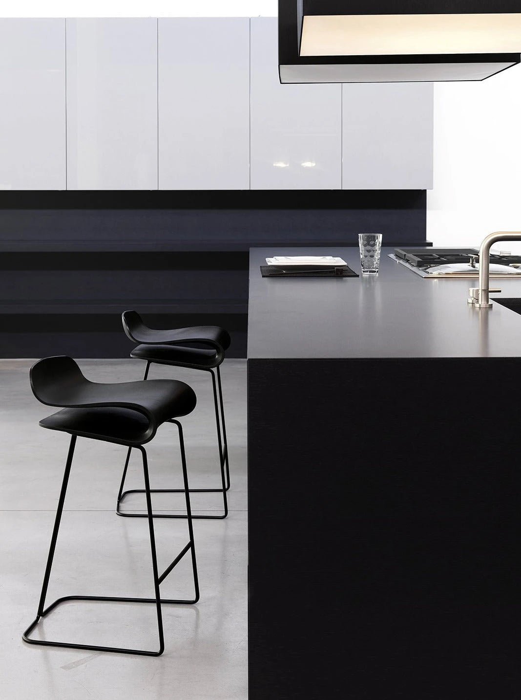 BCN Slide Base 中島椅 座高 66cm -  Kristalia 居雅堂 JYT Design