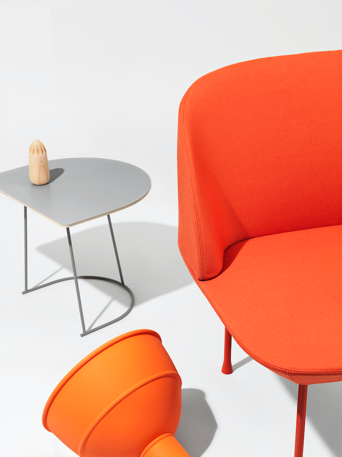 Airy Coffee Table 空氣美學邊桌 橢圓款式 Muuto 居雅堂 JYT Design