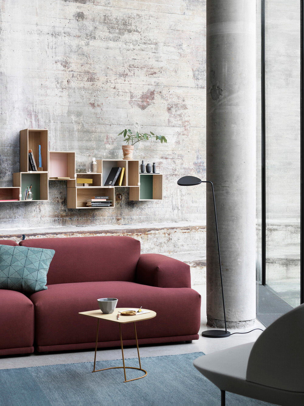 Airy Coffee Table 空氣美學邊桌 橢圓款式 Muuto 居雅堂 JYT Design