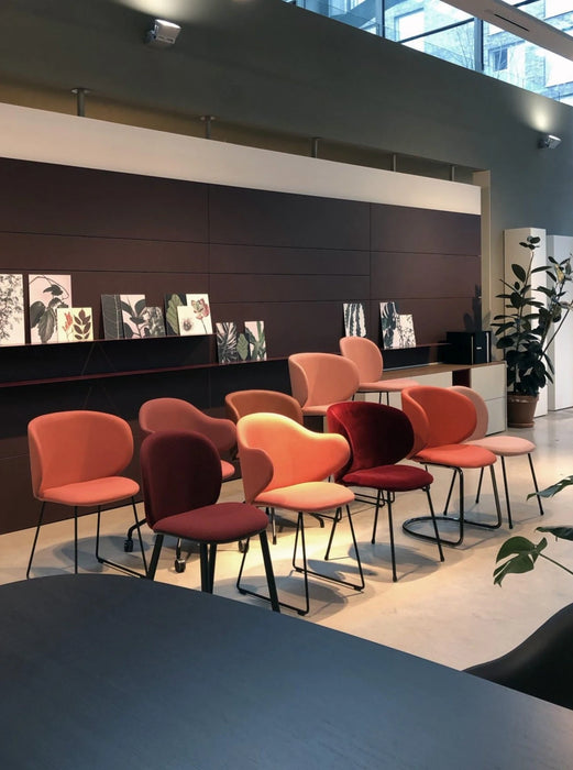 Dua Chair Sled base 合二為一 / 金屬 U 型框腳 大型單椅 Kristalia 居雅堂 JYT Design