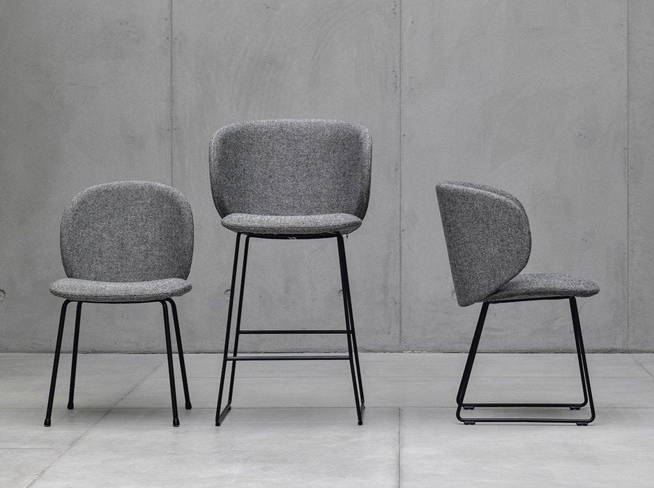 Dua on four legs  合二為一 / 金屬椅腳 大型單椅 Kristalia 居雅堂 JYT Design