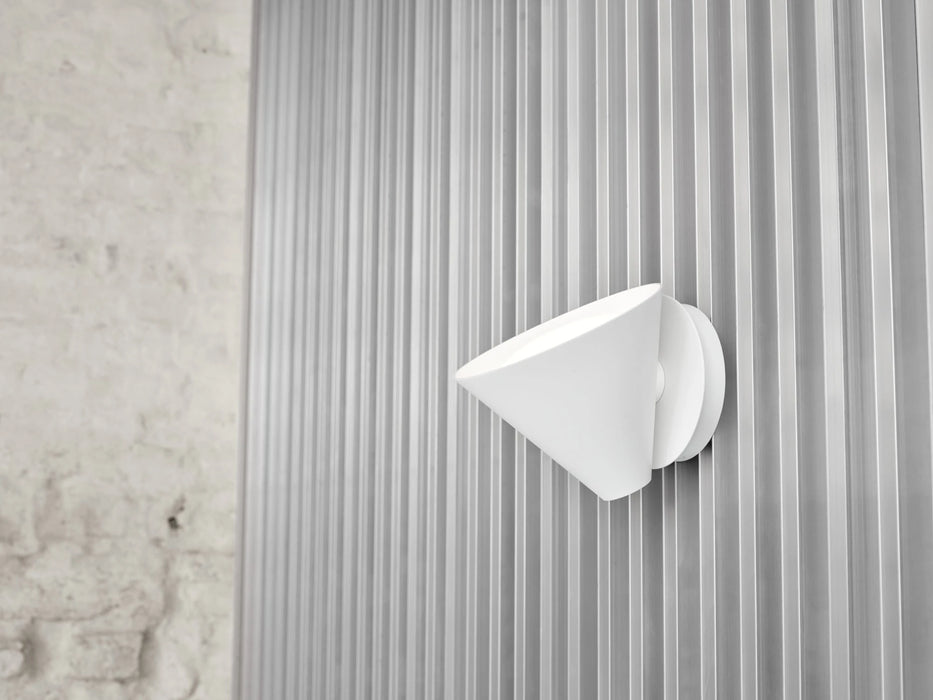 Keglen Wall 凱格倫壁燈 Louis Poulsen 居雅堂 JYT Design