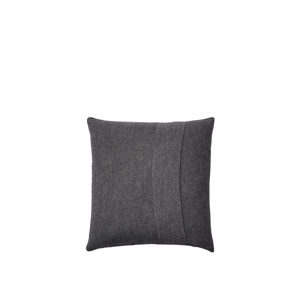 Layer Cushion 萊爾抱枕 -  Muuto 居雅堂 JYT Design