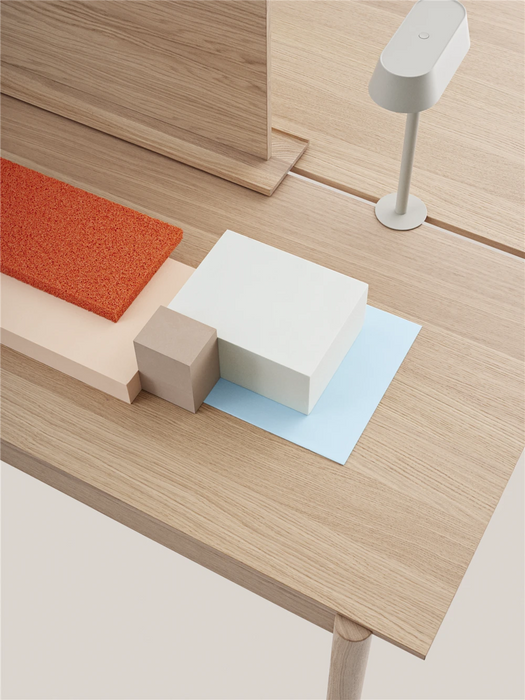 Linear System Series 線性系統辦公桌 -  Muuto 居雅堂 JYT Design