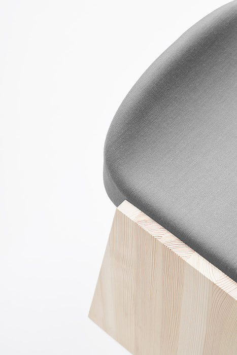 MC19 Fronda Low Stool 佛朗達實木矮凳 / 軟墊版 Mattiazzi 居雅堂 JYT Design