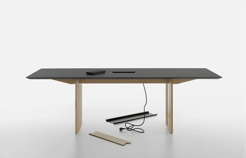 MC19 Fronda Table 佛朗達實木桌 -  Mattiazzi 居雅堂 JYT Design