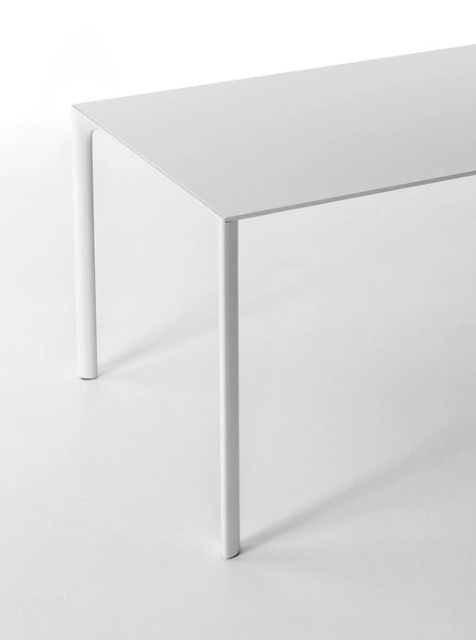 餐桌推薦：進口餐桌義大利 Kristalia Maki 系列-1