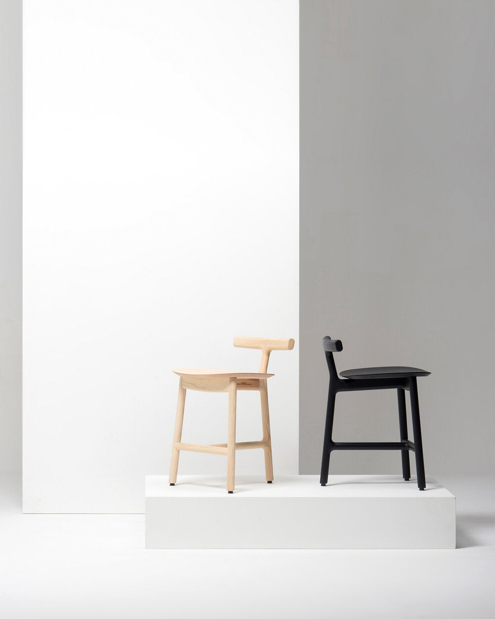 MC7 Radice Stool 瑞迪斯實木中島椅 座高 65cm