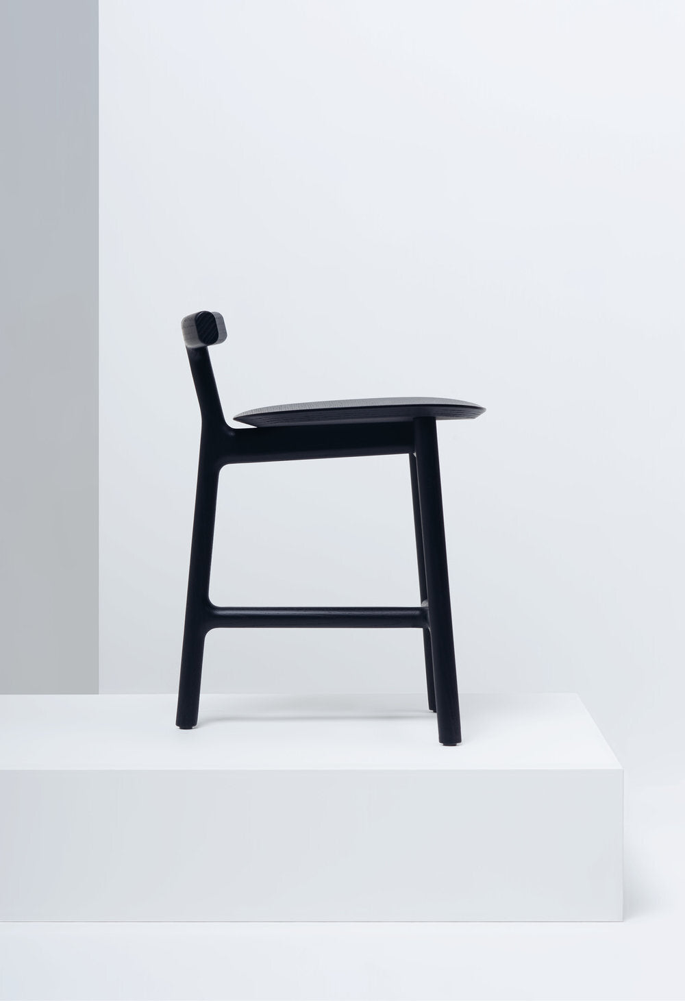MC7 Radice Stool 瑞迪斯實木中島椅 座高 65cm