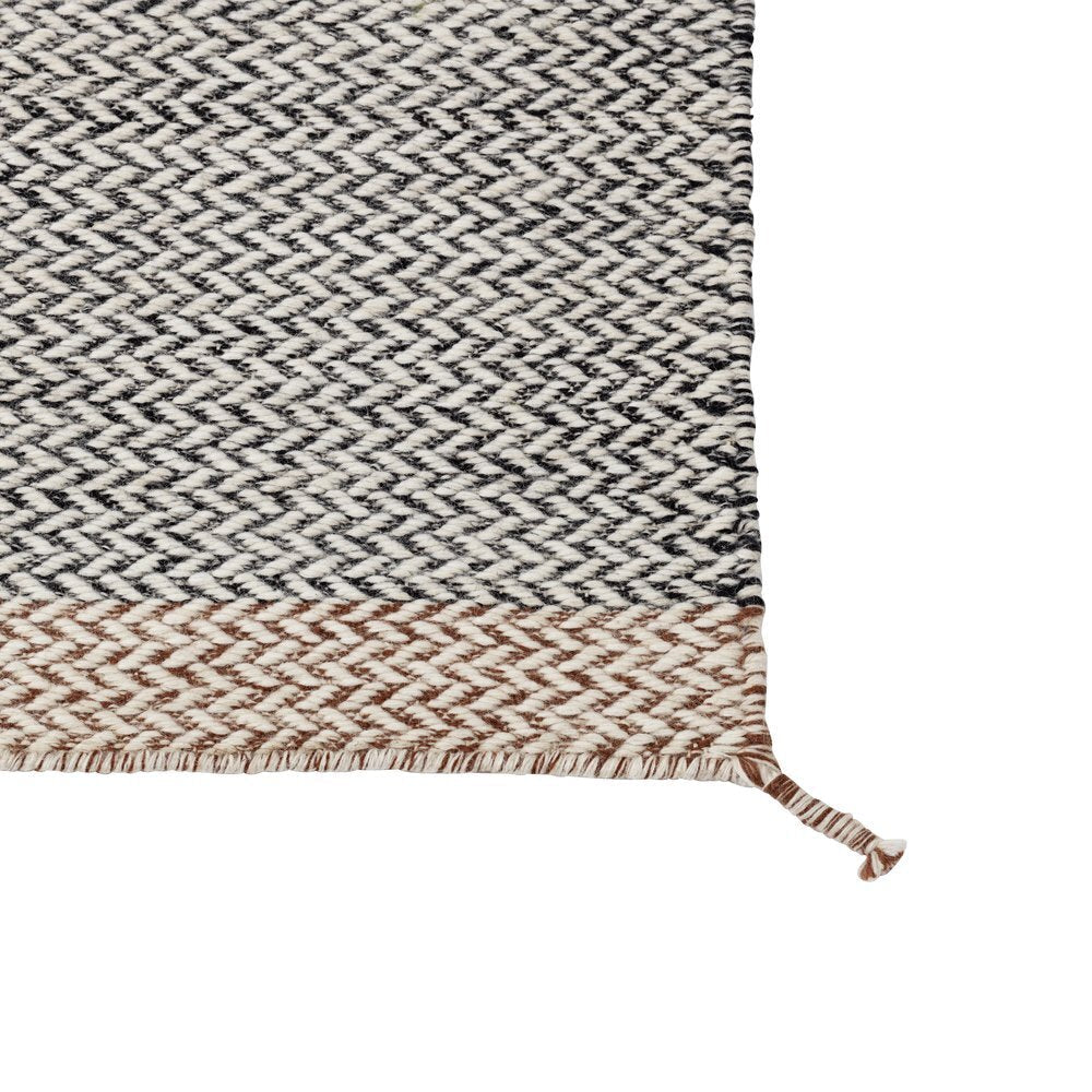 Ply Rug 層次．羊毛紡織地毯 -  Muuto 居雅堂 JYT Design