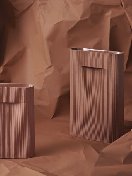 Ridge Vase 山脊陶瓷花瓶．花器 Muuto 居雅堂 JYT Design
