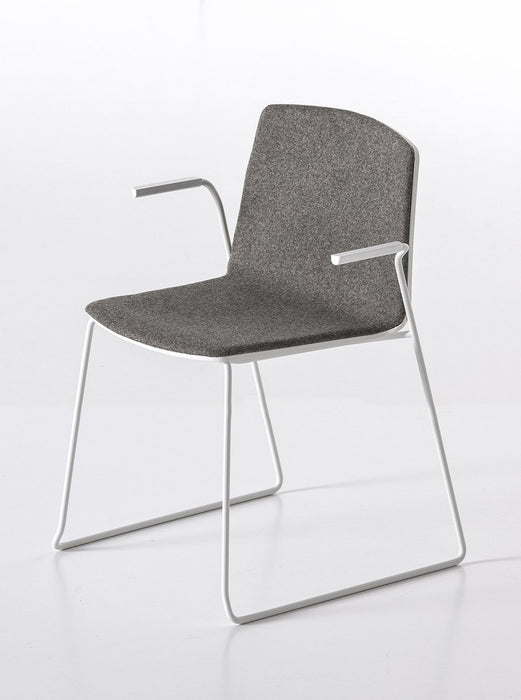 Rama Slide Frame With Armrests 拉瑪扶手椅 - U型金屬椅腳