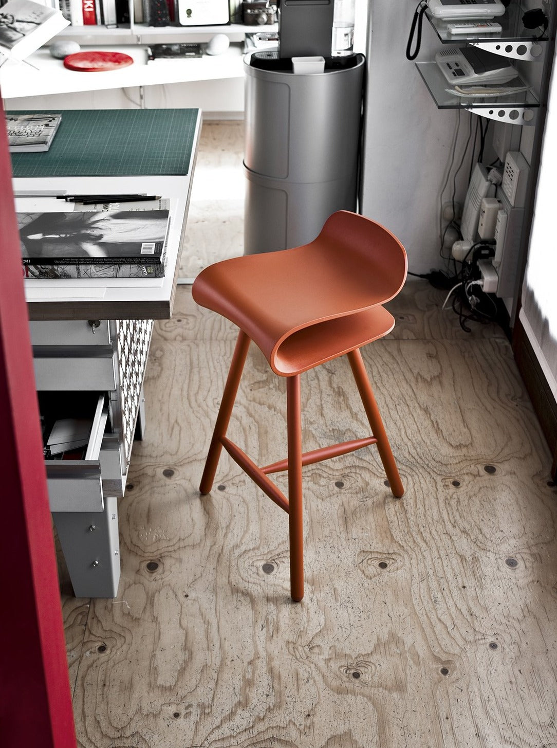 義大利家具Kristalia BCN 高腳椅吧台椅中島椅- 櫸木椅腳— 居雅堂JYT Design
