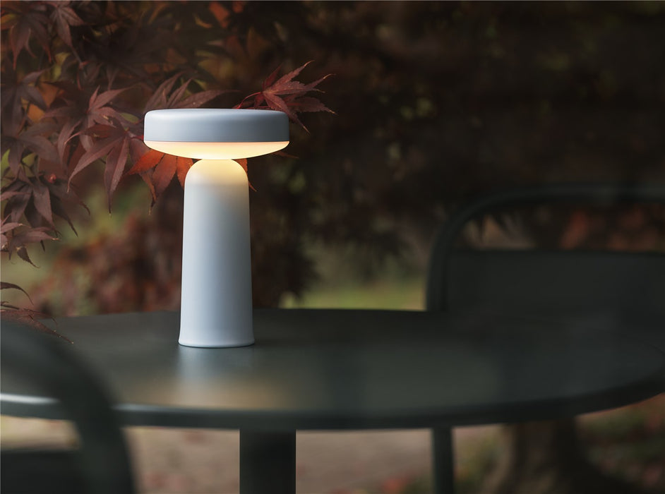 Ease Portable Table 可攜式桌燈