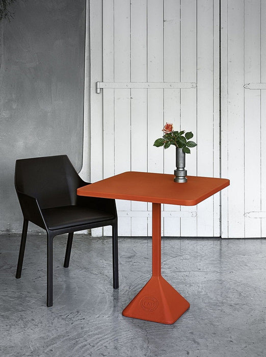 TNP 角錐高腳桌/吧台桌 Kristalia 居雅堂 JYT Design