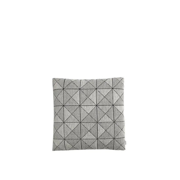 Tile cushion 瓷磚抱枕 Muuto 居雅堂 JYT Design