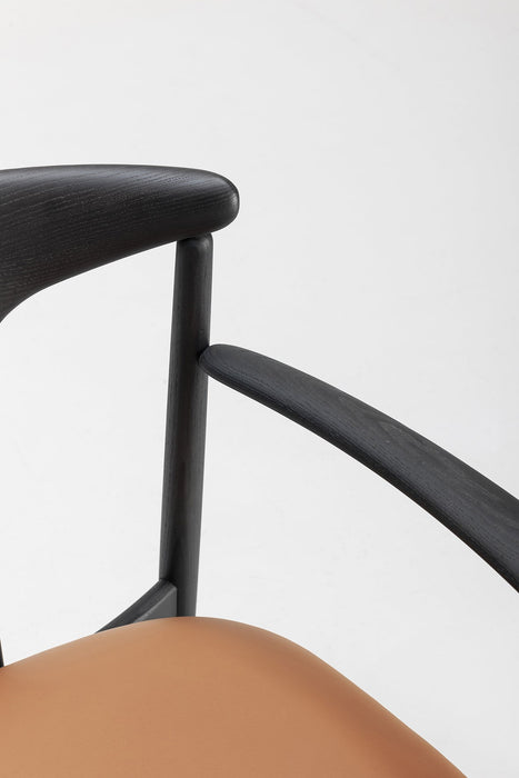 Tonbo Armchair 扶手椅 Kristalia 居雅堂 JYT Design