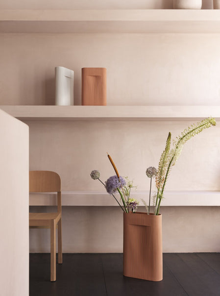 Ridge Vase 山脊陶瓷花瓶．花器 Muuto 居雅堂 JYT Design